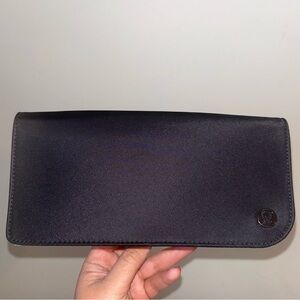 Lululemon Nylon Black Wallet Excellent Condition